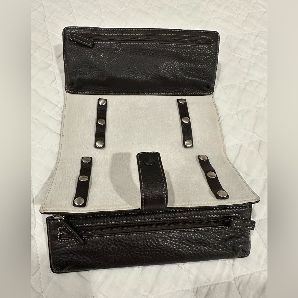 Stylish Dark Brown Leather Jewelry Travel Carrier